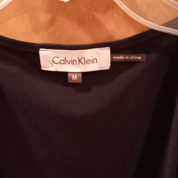 Blouses - Picture 2 of 4